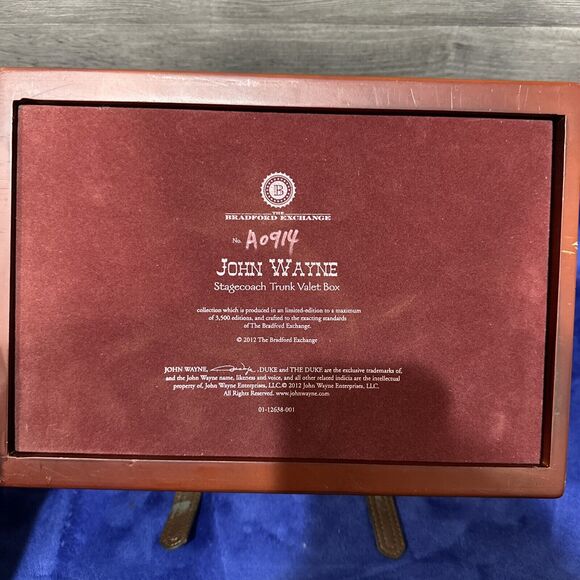 Bradford Exchange John Wayne Stagecoach Trunk Valet Box Hidden Compartment New - Picture 16 of 16